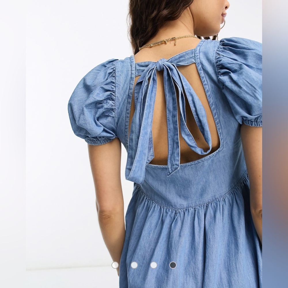 ASOS DESIGN Petite soft denim midi dress with puff sleeve in lightwash blue - Picture 5 of 9
